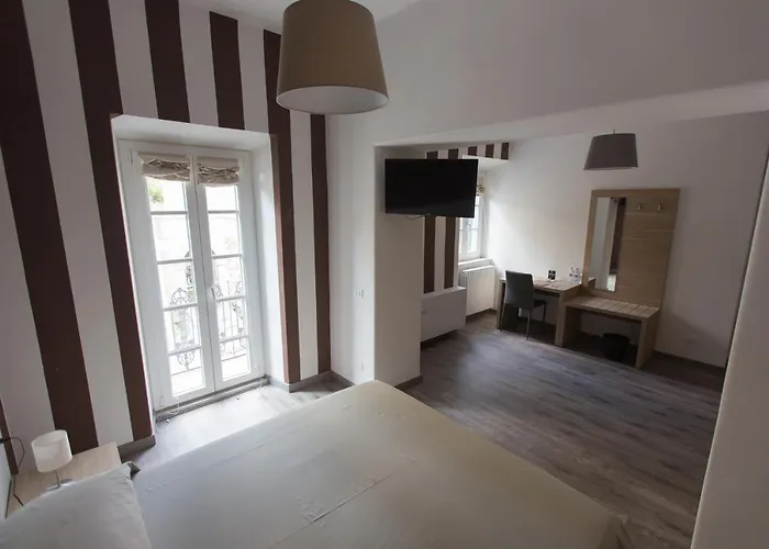 108 Bed and Breakfast 3*